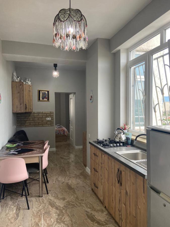 Apartments On Bakradze Тбілісі Екстер'єр фото